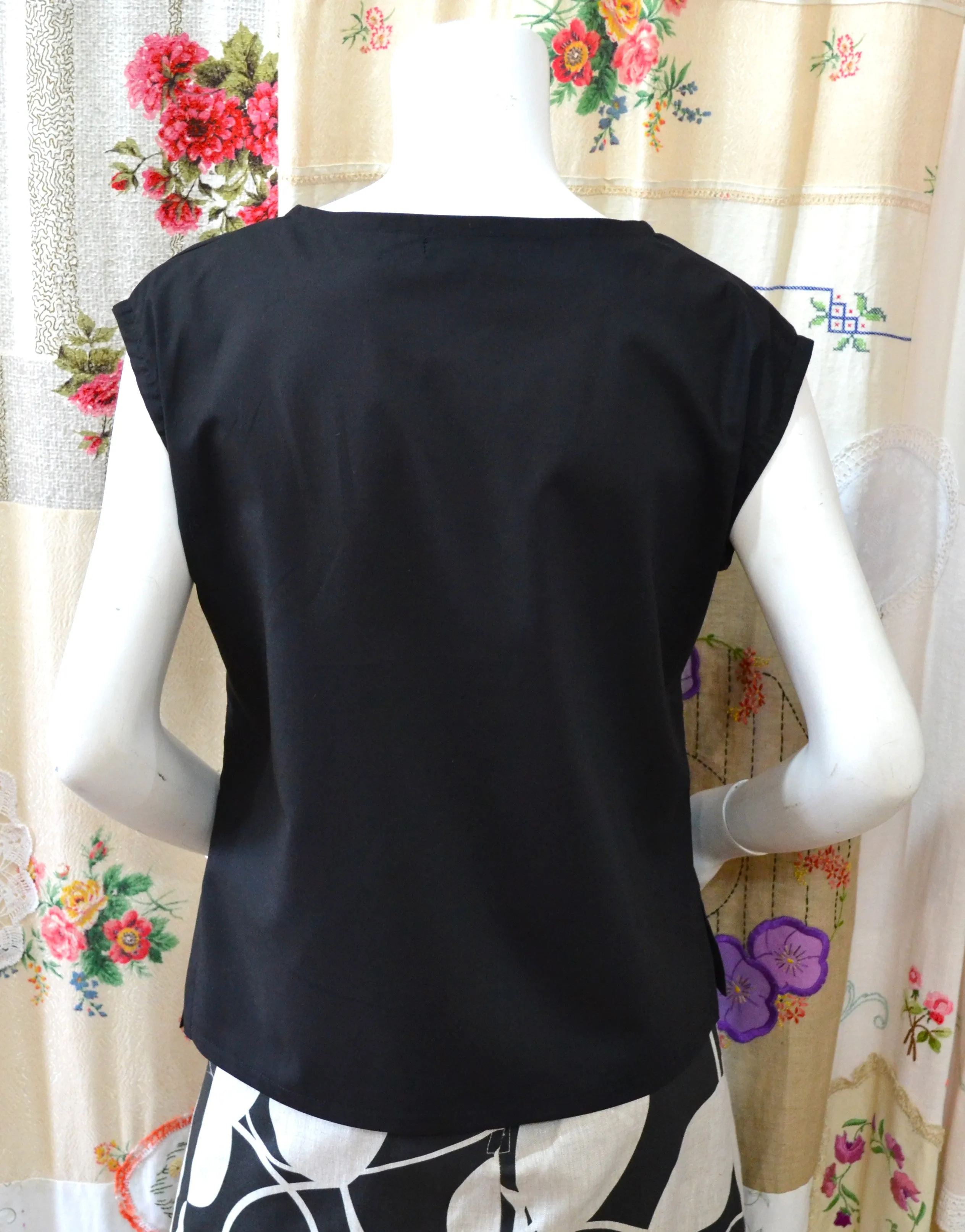 Berserk sleeveless Top in Black Japanese Cotton