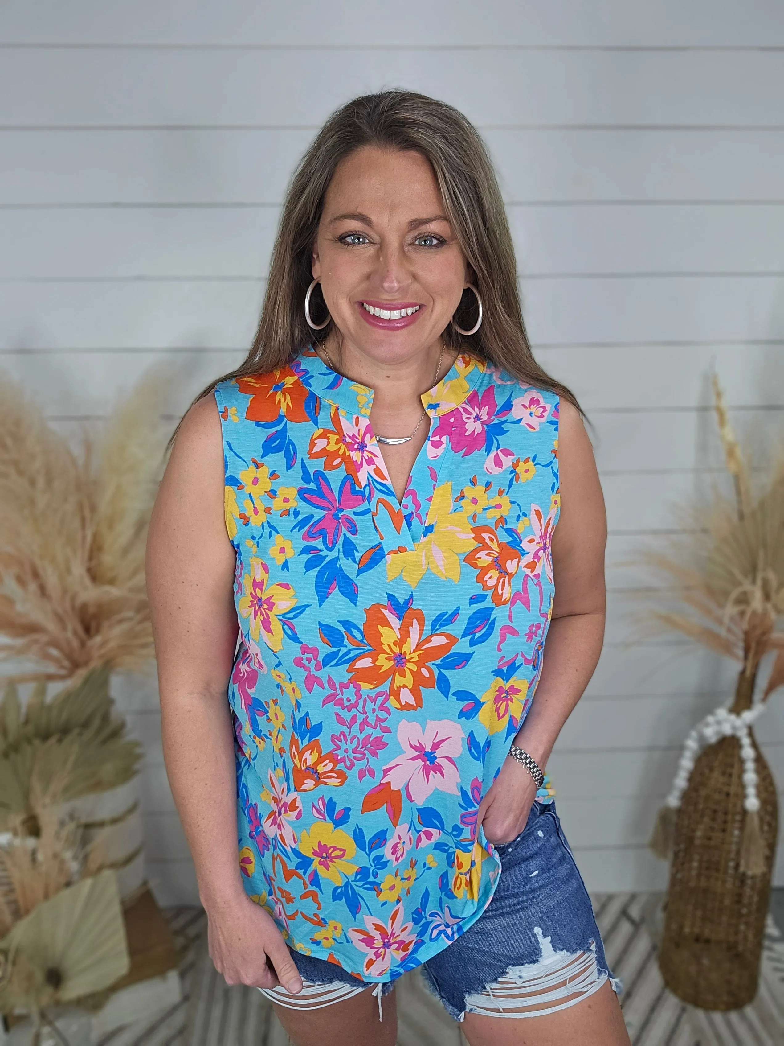 BLUE/BRIGHT FLORAL SLEEVELESS LIZZY TOP