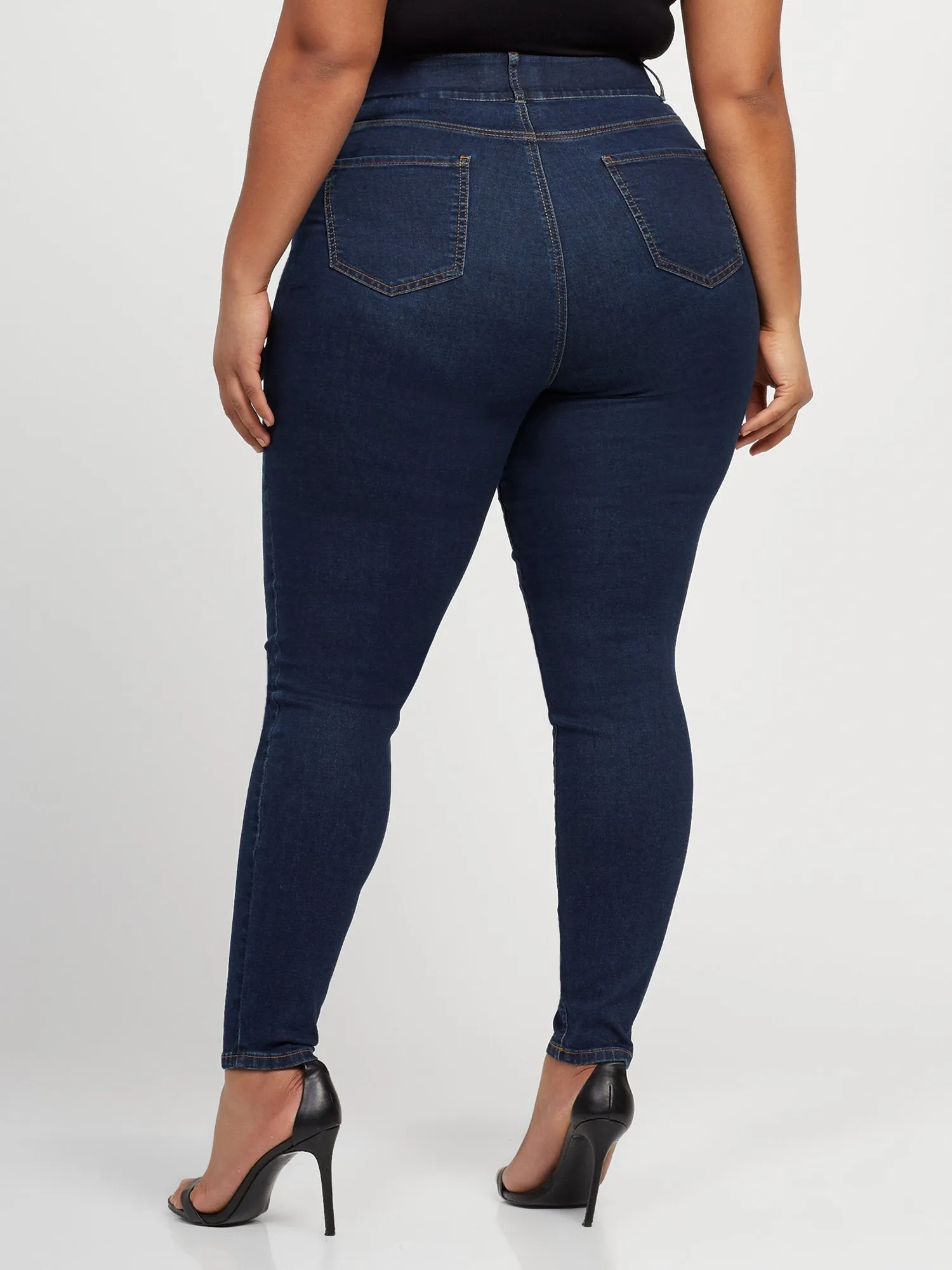 Dark Wash Curvy Skinny Jeans - Short Inseam